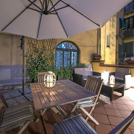 Le Terrazze Sul Cortile Apartment Salerno Luaran gambar