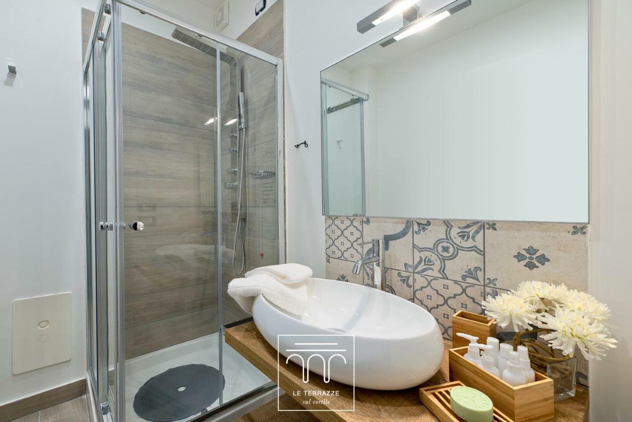 Le Terrazze Sul Cortile Apartment Salerno Luaran gambar