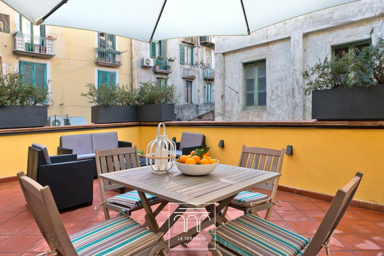 Le Terrazze Sul Cortile Apartment Salerno Luaran gambar