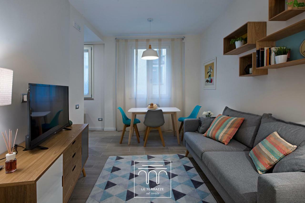 Le Terrazze Sul Cortile Apartment Salerno Luaran gambar