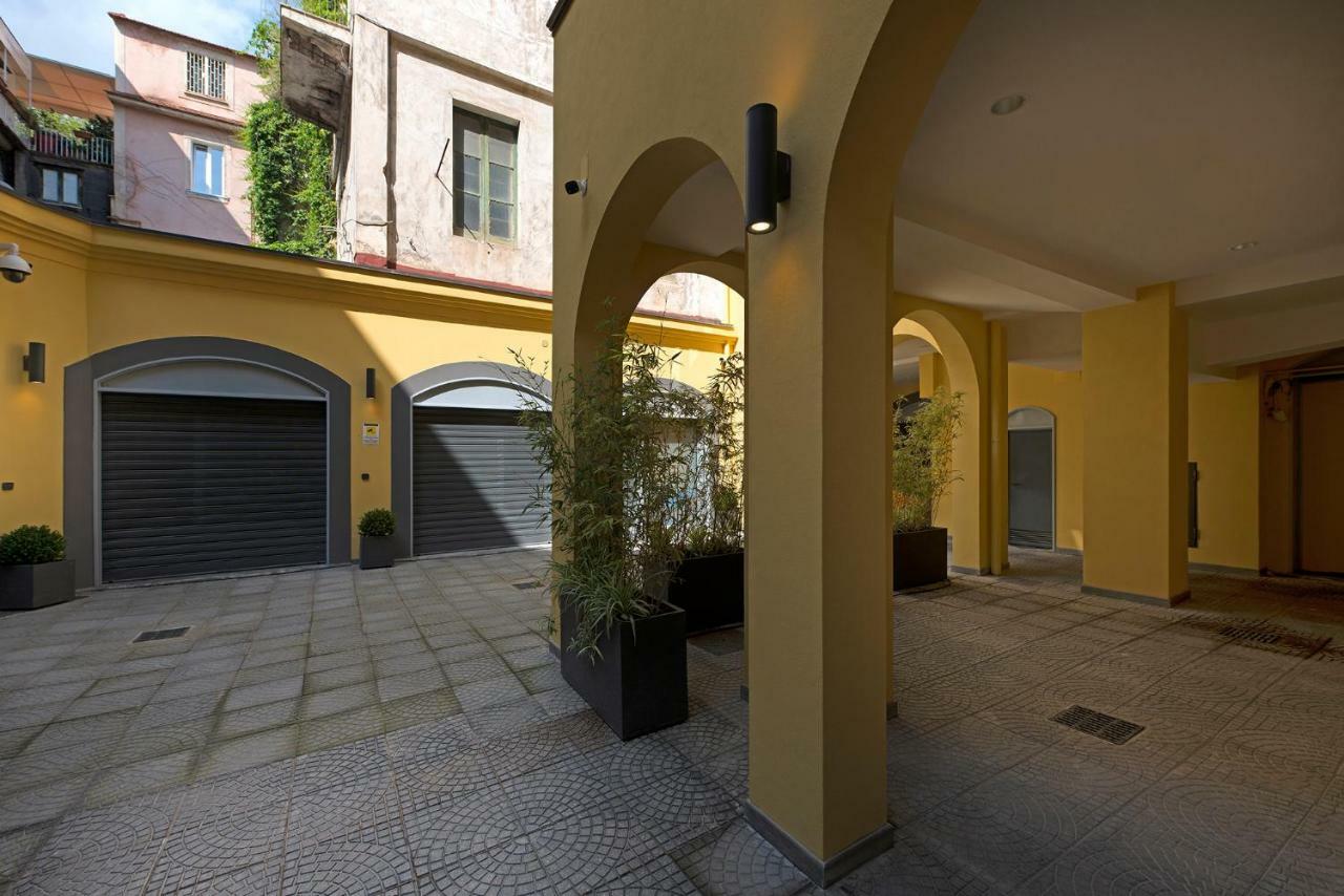 Le Terrazze Sul Cortile Apartment Salerno Luaran gambar